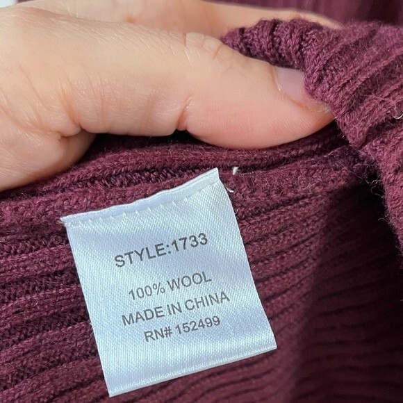 AMOUR VERT Mila Wool Ribbed Sweater Dress in Plum S - Picture 7 of 12